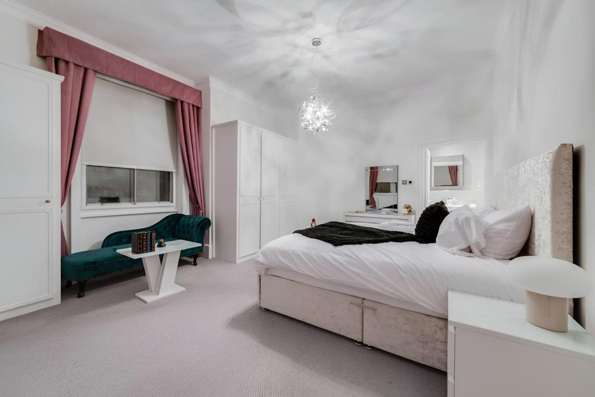 Luxury London 3 Bedroom Duplex With Pool Table - 4Hs Exterior photo