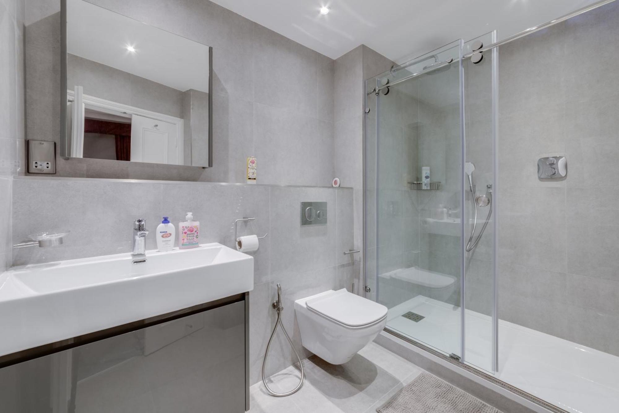 Luxury London 3 Bedroom Duplex With Pool Table - 4Hs Exterior photo
